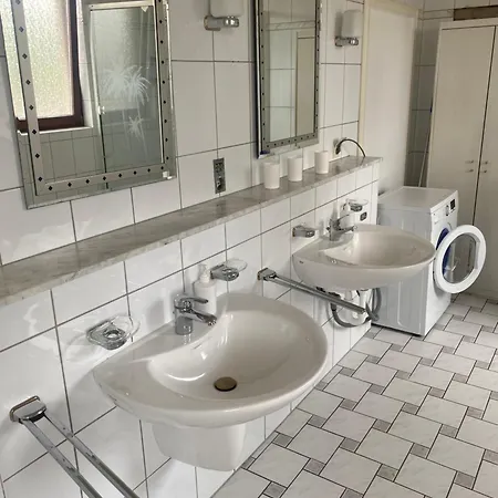 Schoenes Goldstar Nr 3 In Der Naehe Hannover Messe 公寓 萨尔斯塔特