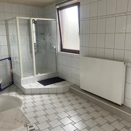 Schoenes Goldstar Nr 3 In Der Naehe Hannover Messe