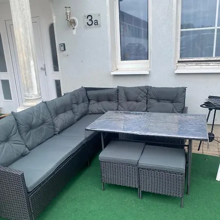 Schoenes Goldstar Nr 3 In Der Naehe Hannover Messe Appartement
